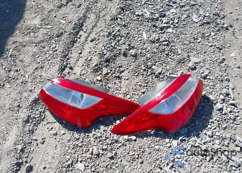 2013 Ford Focus Se из США, поврежденный, VIN 1FADP3F2XDL175857